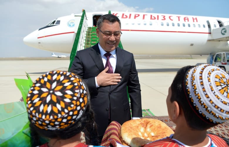 Gyrgyzystanyň Prezidenti iş sapary bilen Türkmenistana geldi