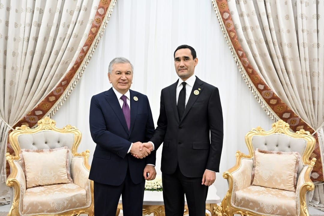 Сердар Бердымухамедов и Шавкат Мирзиёев обсудили развитие стратегического партнёрства