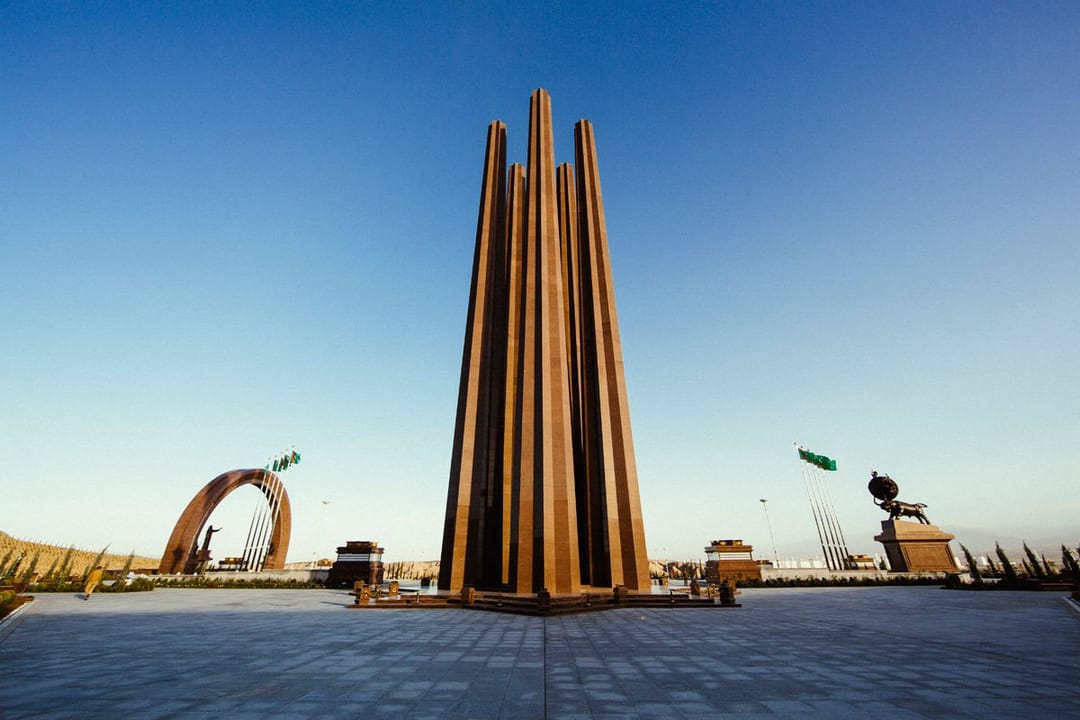 В Туркменистане выходной день перенесён на понедельник