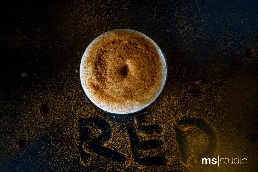 «Ms studio» fotostudiýasy önümleri surata düşürmek hyzmatyny ýerine ýetirýär