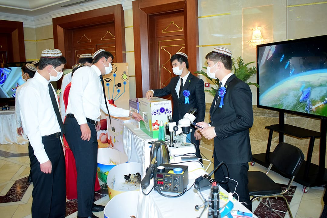 An exhibition of innovative projects was held at the Turkmen university