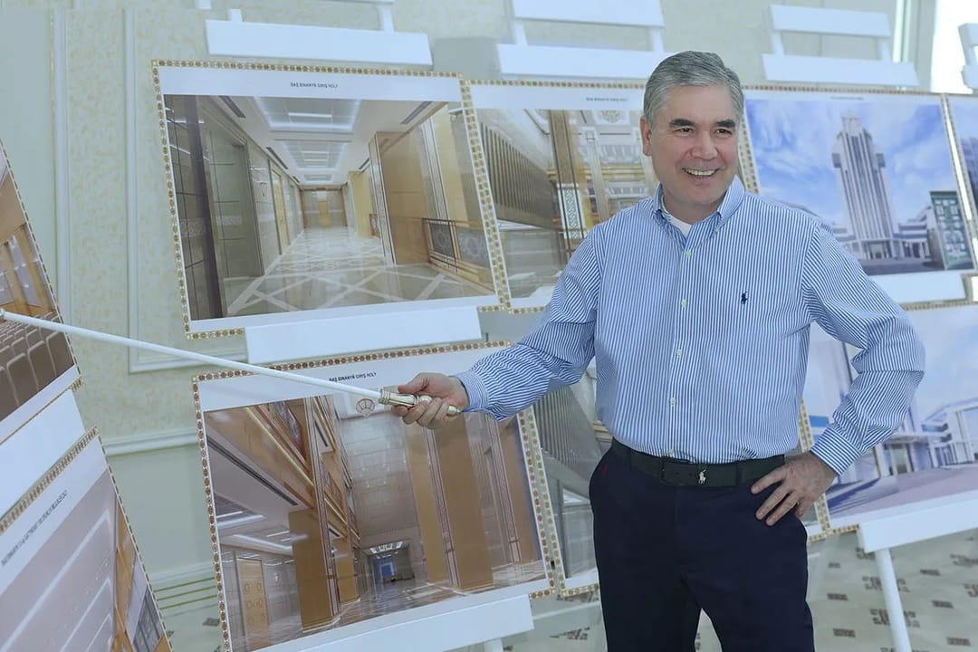 Гурбангулы Бердымухамедов ознакомился со строительством Центра стоматологии в Ашхабаде