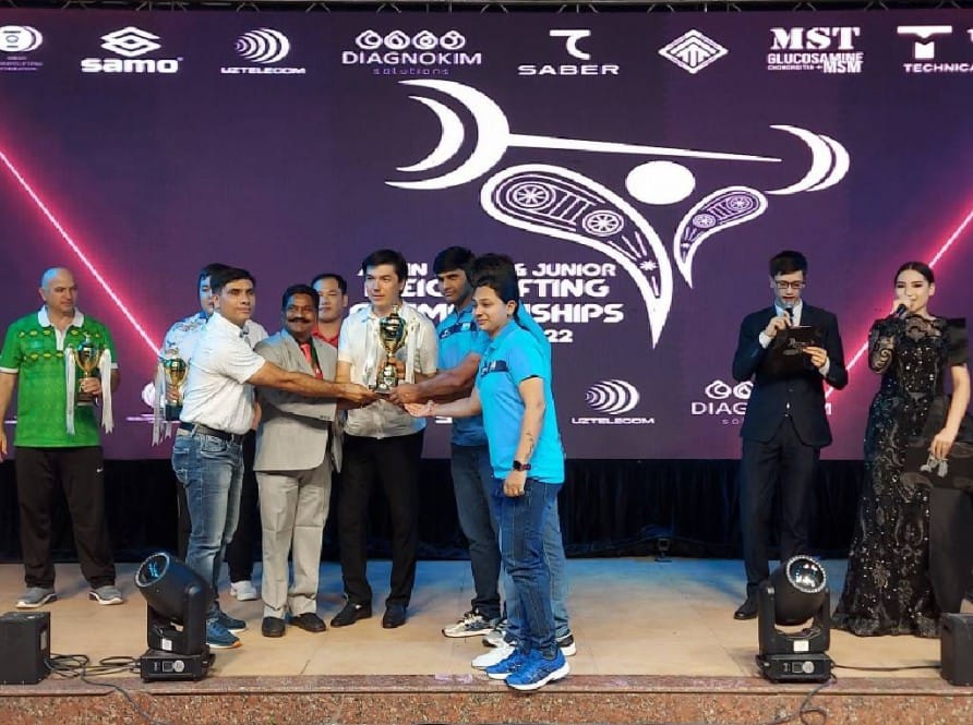 По итогам чемпионата Азии среди юношей и юниоров туркменские тяжелоатлеты завоевали 20 медалей