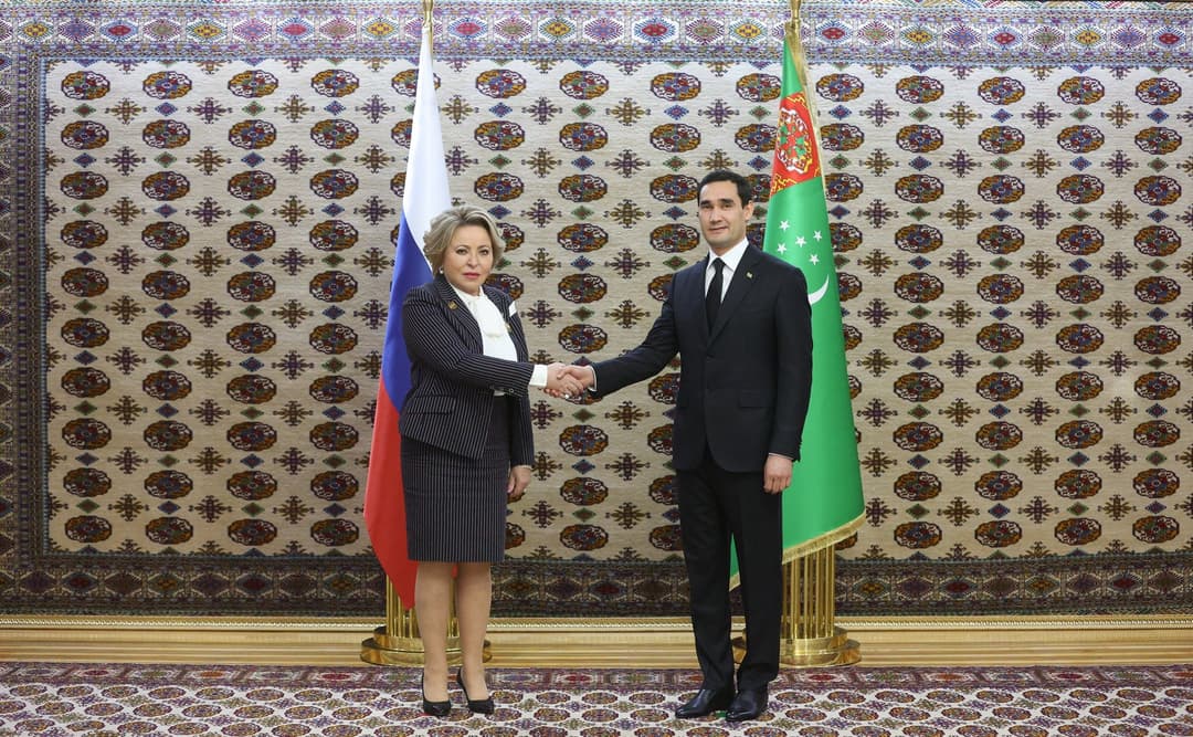 Serdar Berdimuhamedow Walentina Matwiýenkony kabul etdi