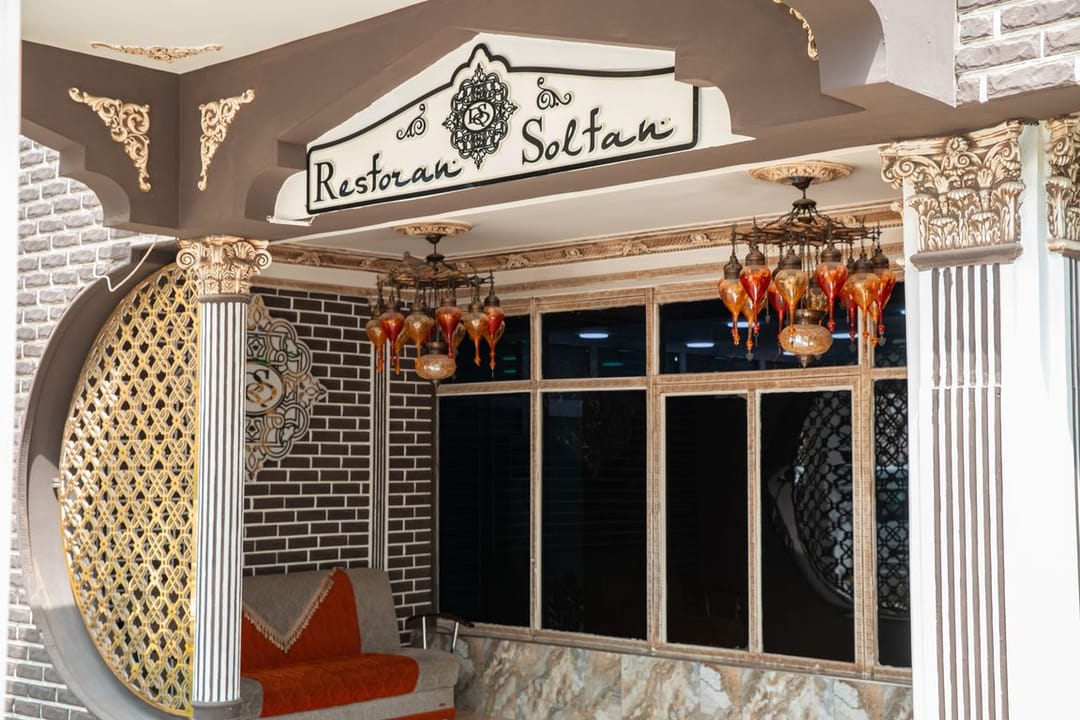 Soltan предлагает услуги по доставке блюд в любую точку Ашхабада