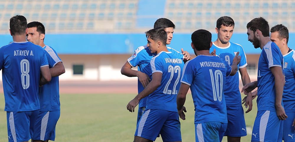 «Алтын асыр» и «Ашхабад» сыграли вничью в матче чемпионата Туркменистана по футболу