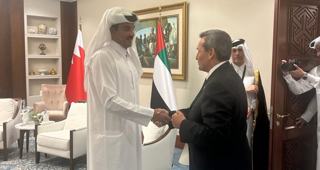 Глава МИД Туркменистана встретился с эмиром Катара в Дохе