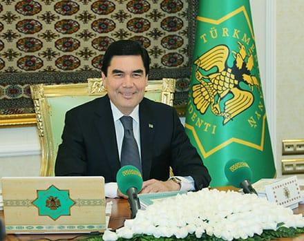 Президент Туркменистана провел очередное заседание Кабмина