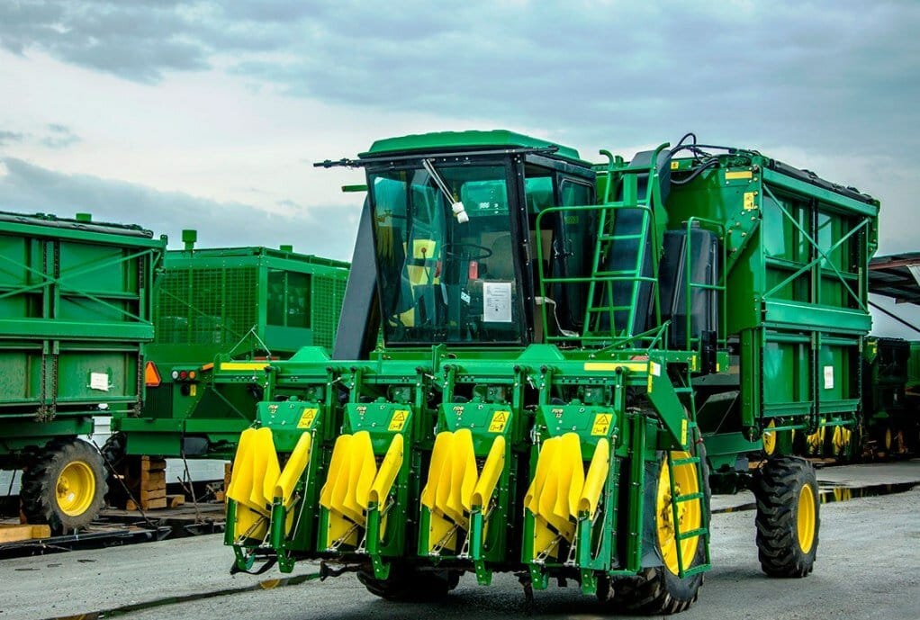 В Лебапском велаяте для хлопкоуборочной кампании подготовлено 308 комбайнов