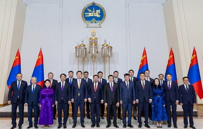 Премьер-министр Монголии произвел масштабную ротацию в правительстве