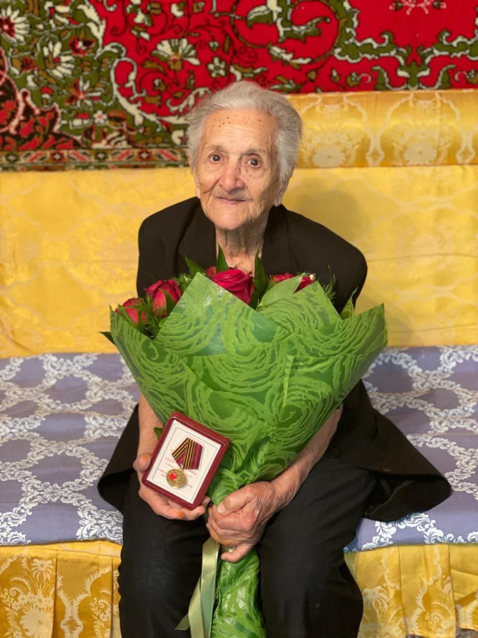 Посольство РФ в Туркменистане вручило 10 ветеранам медали к 80-летию Победы