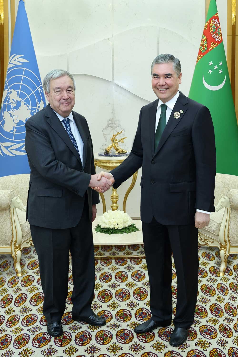 Гурбангулы Бердымухамедов провел встречу с Генсеком ООН Антониу Гутерришем