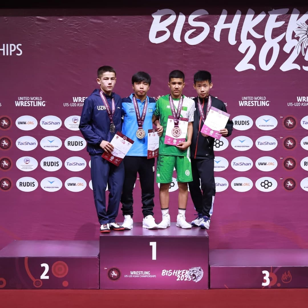 Туркменский борец завоевал бронзу на чемпионате Азии среди кадетов в Бишкеке
