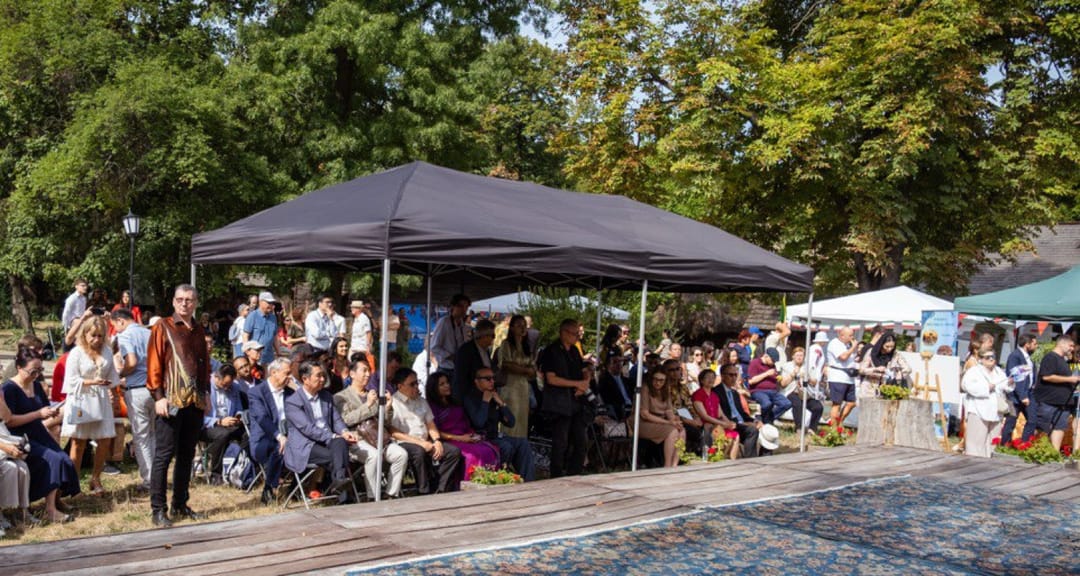 Туркменистан представил национальную культуру на фестивале в Бухаресте