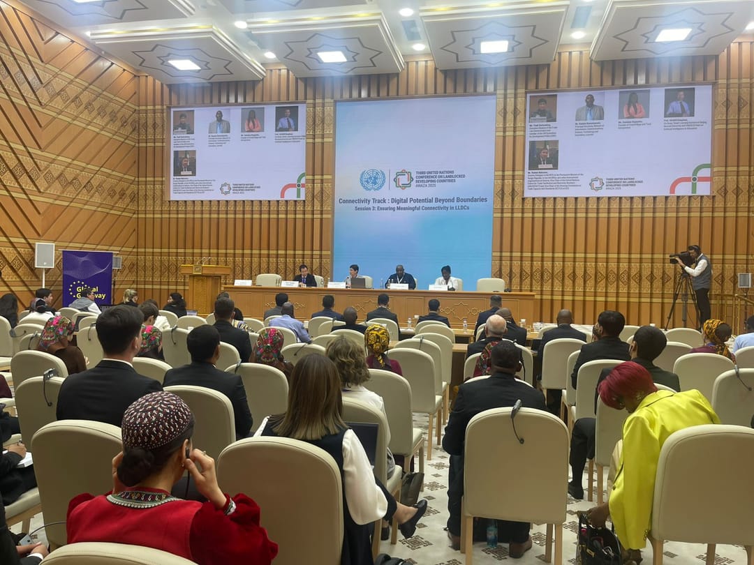 Туркменистан выступил за расширение цифрового сотрудничества в рамках LLDC