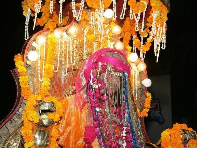 Erkek kişi toýuň yzysüre aldanandygy üçin gelni bilen aýrylyşdy