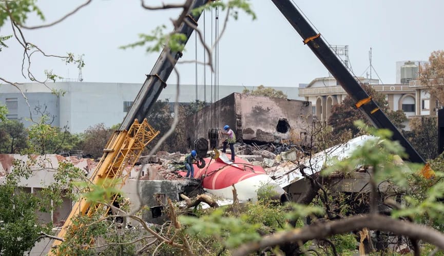 Расследование катастрофы Air India выявило новые детали трагедии
