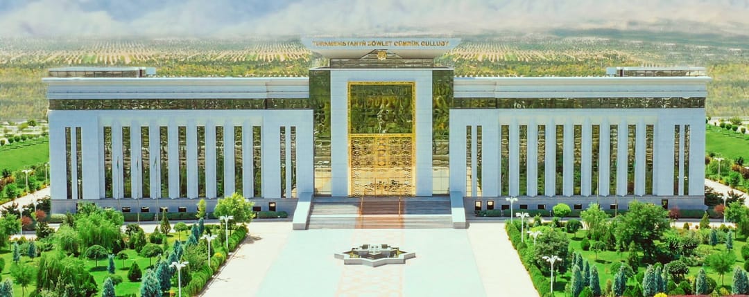 Döwlet gümrük gullugynyň başlygyna general-maýor harby ady dakyldy