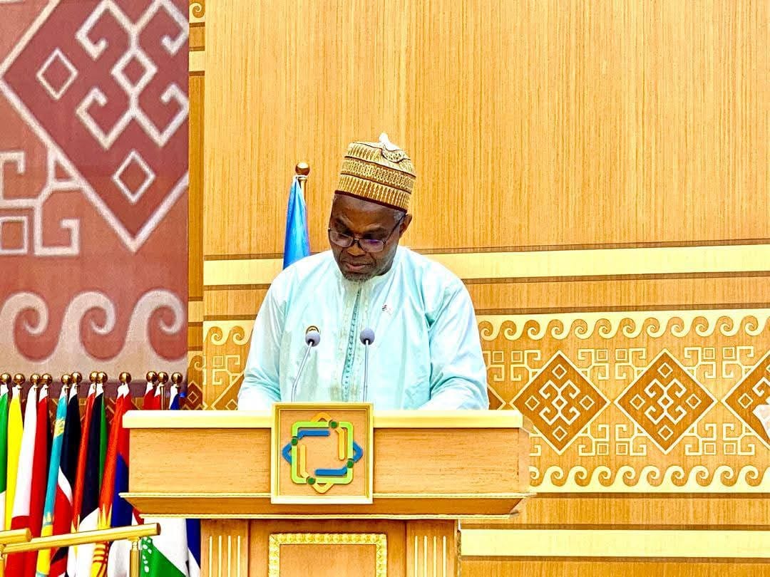 Президент Туркменистана провёл встречу с вице-президентом Гамбии