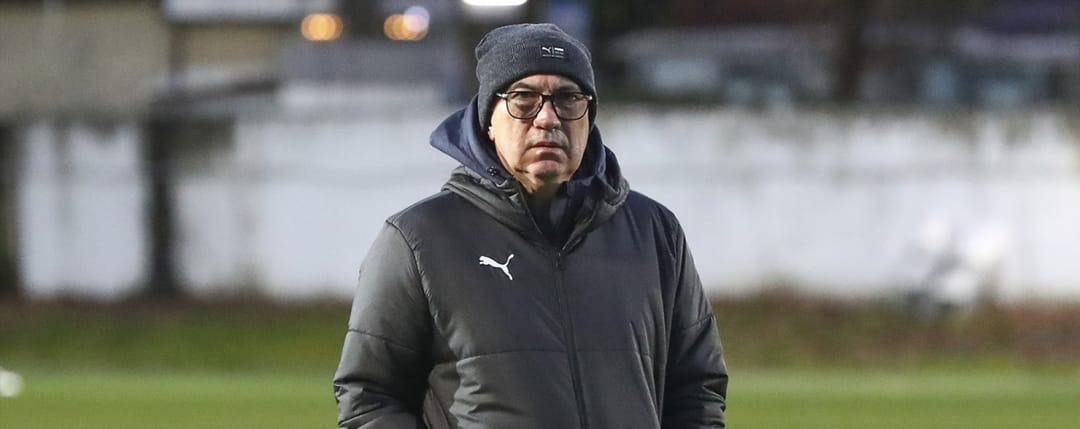 Бердыев провёл первую тренировку в качестве главного тренера «Сочи»