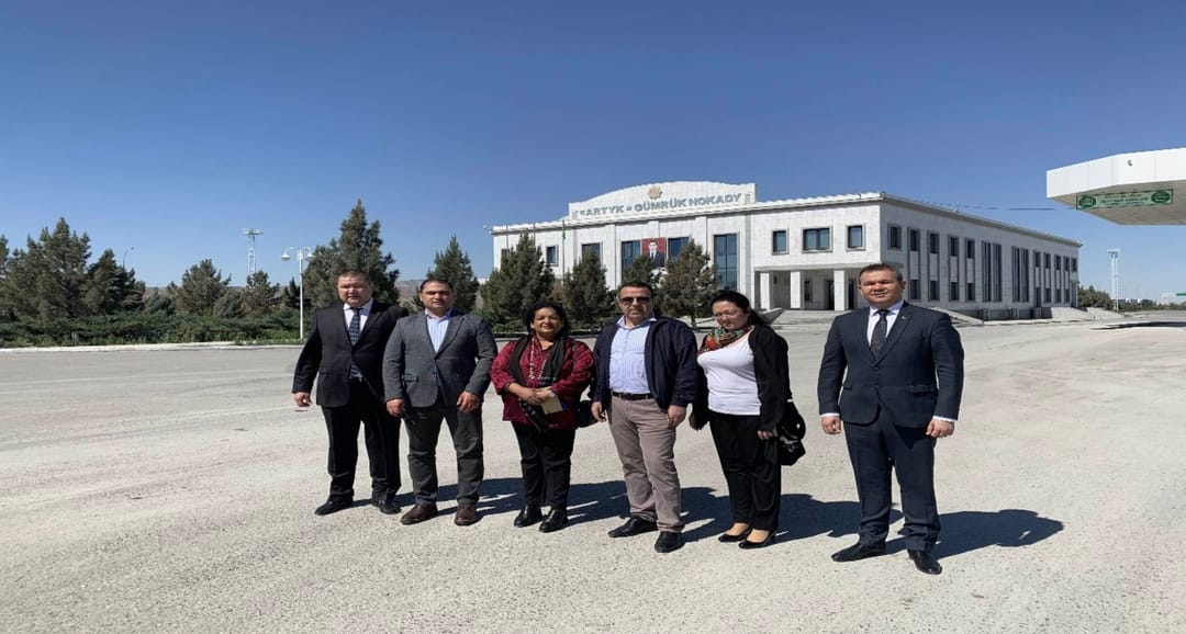 The UNODC Regional Representative for Central Asia visited the Artyk customs checkpoint on the Turkmen-Iranian border