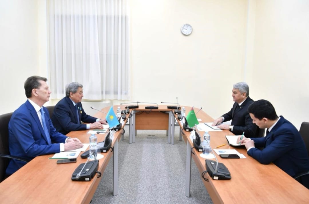 Туркменистан и Казахстан обсудили активизацию сотрудничества по линии парламентов