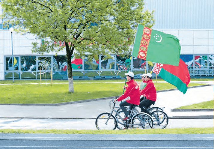 Туркменские посольства и консульства в зарубежных странах провели мероприятия в честь Всемирного дня велосипеда