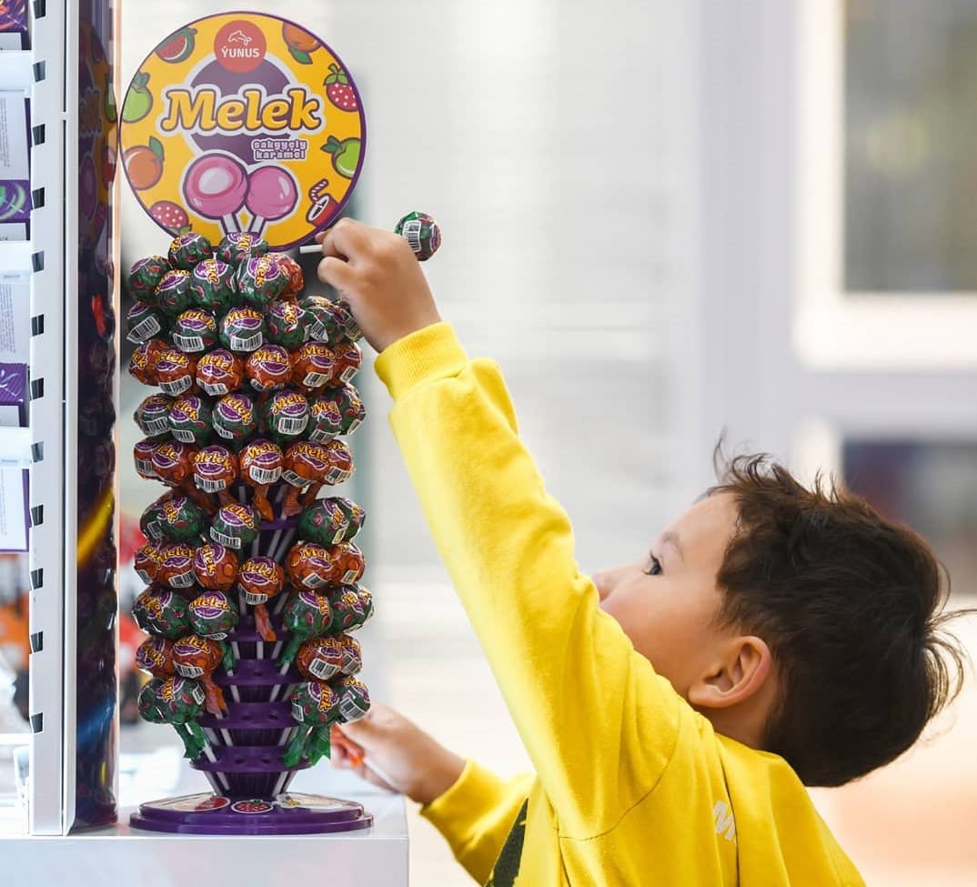 Altyn Ýunus presents quality and tasty food products