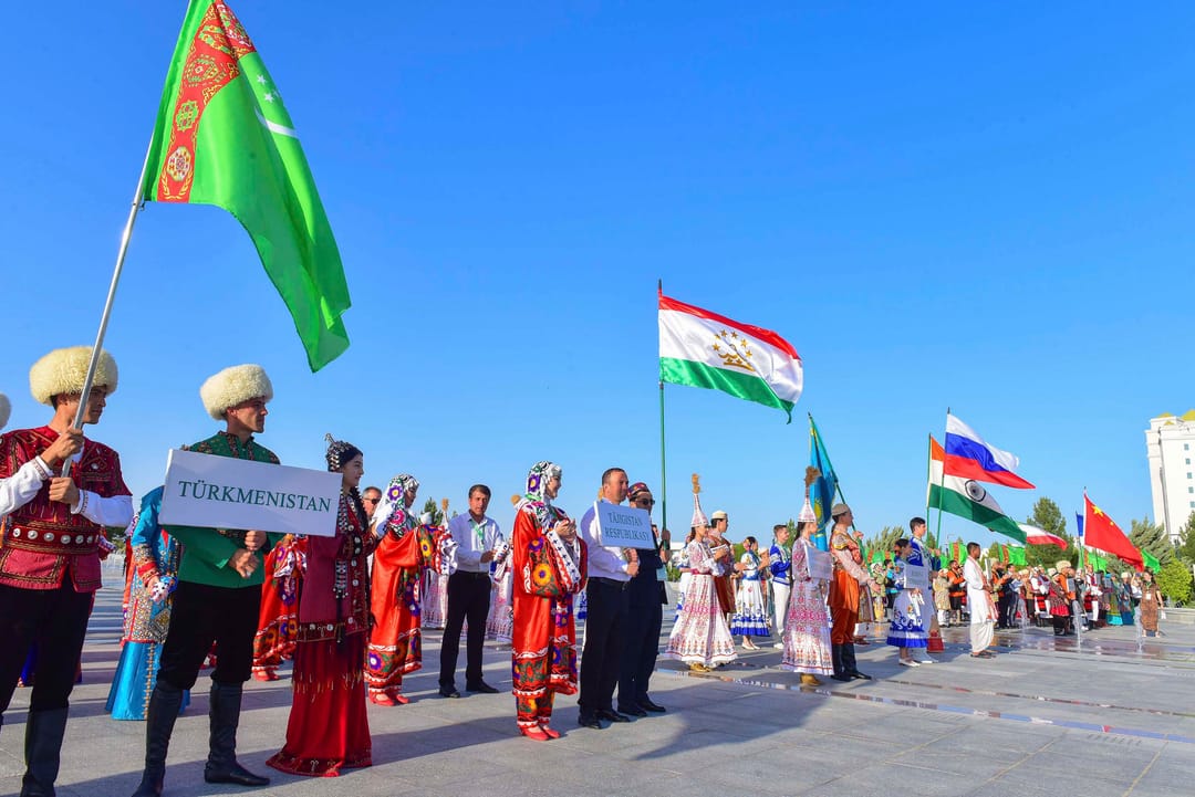 Avaza hosts events of the international dance and folklore festival