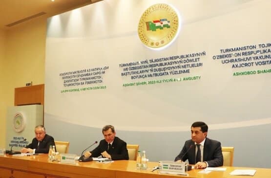 Türkmenistan Özbegistan bilen Täjigistana gaz pudagynda strategik hyzmatdaşlygy teklip edýär