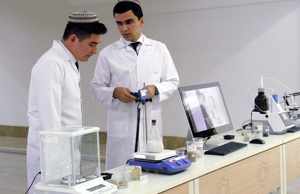 В Туркменистане проходит конкурс среди молодых учёных