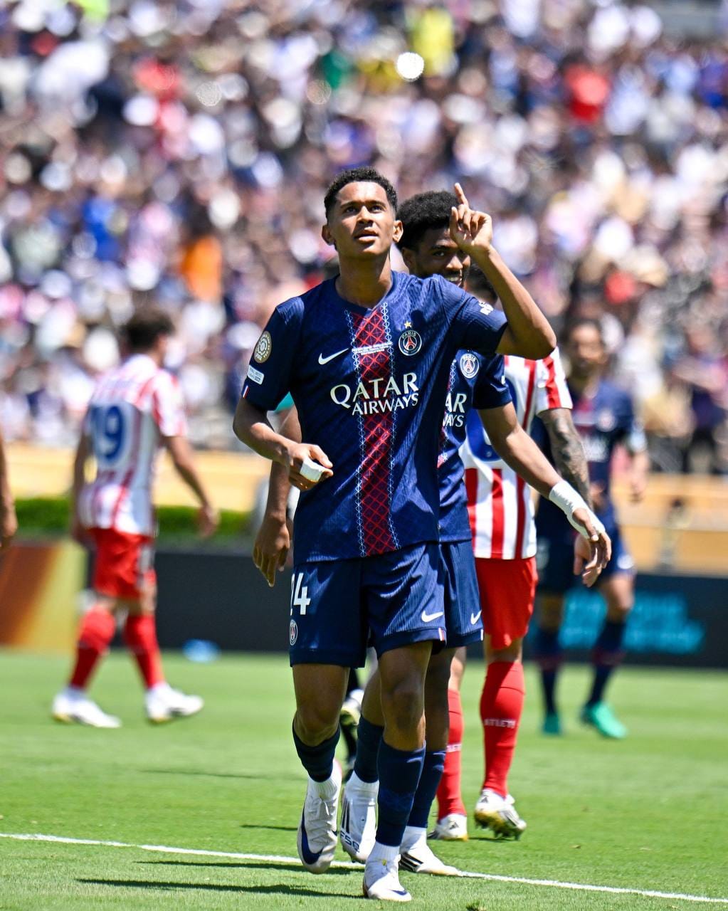 «ПСЖ» и Бавария одержали крупные победы на старте клубного ЧМ по футболу