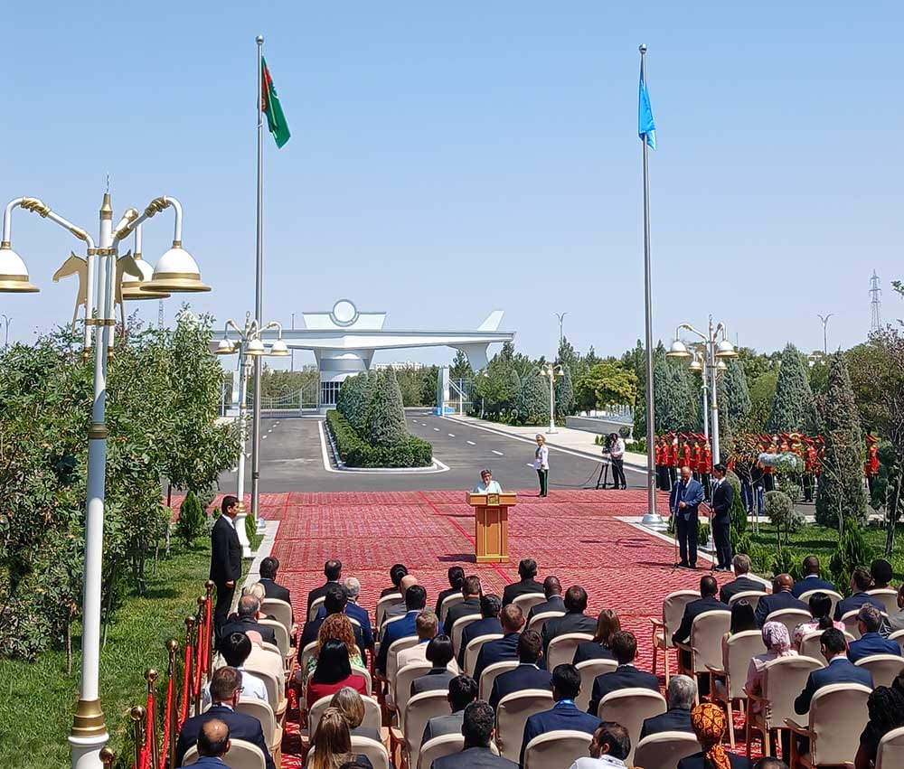 В Авазе завершилась третья Конференция ООН по развивающимся странам, не имеющим выхода к морю