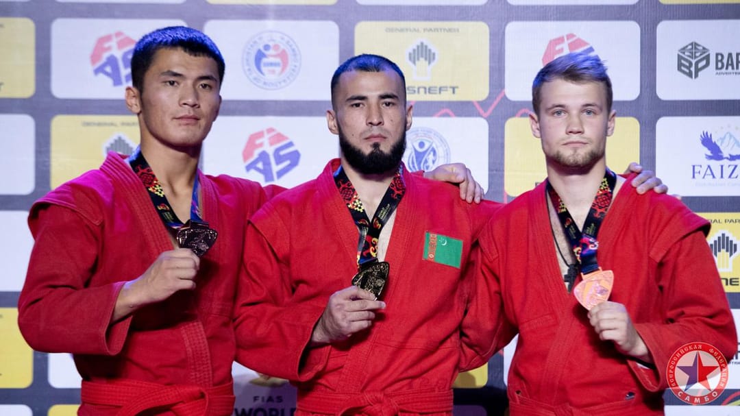 Шесть медалей завоевали самбисты сборной Туркменистана во второй день Кубка мира в Душанбе
