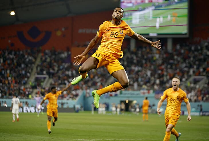 Сборная Нидерландов обыграла США и вышла в четвертьфинал чемпионата мира по футболу