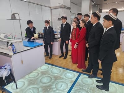 Türkmen öğrenciler, Pekin'deki Çin Petrol Üniversitesi'nde staj yapacaklar