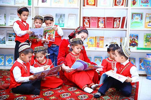 Çagalar üçin «Ertekiler dünýäsi» atly täze kitap çapdan çykdy