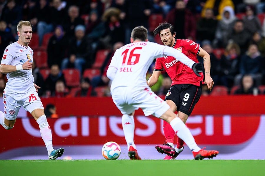 Сердар Азмун отдал голевую передачу в матче с «Майнцом»