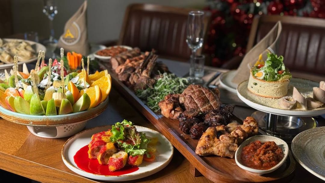 «Dejavu» 31-nji dekabrda taýýar naharlary eltip bermek hyzmatyny hödürleýär