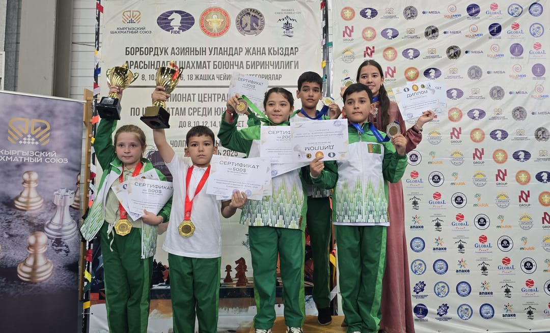 Туркменские шахматисты завоевали 6 медалей на чемпионате Центральной Азии