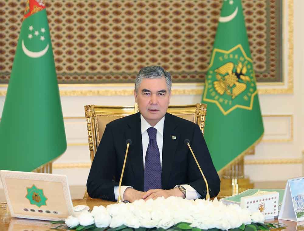 Президент Туркменистана подверг критике работу вице-премьера по АПК и глав администраций регионов