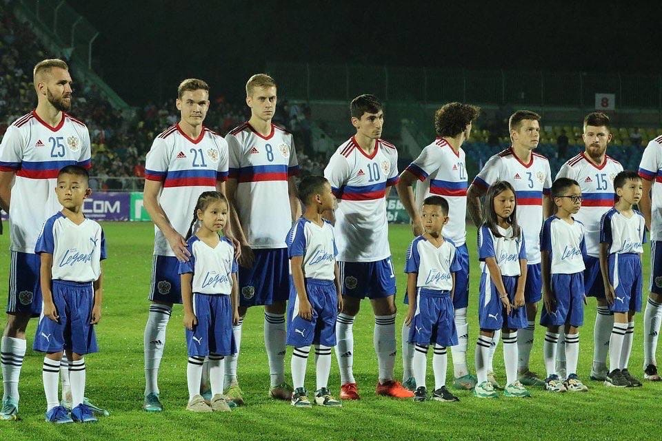 Сборная России по футболу проведет товарищеский матч против Узбекистана
