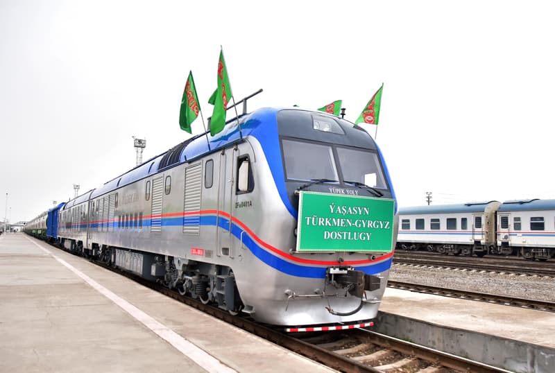 Туркменистан безвозмездно передал Кыргызстану 2 тысячи тонн сжиженного природного газа