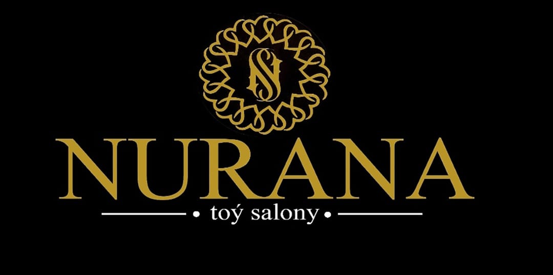 Traditional Turkmen dresses from Nurana wedding salon