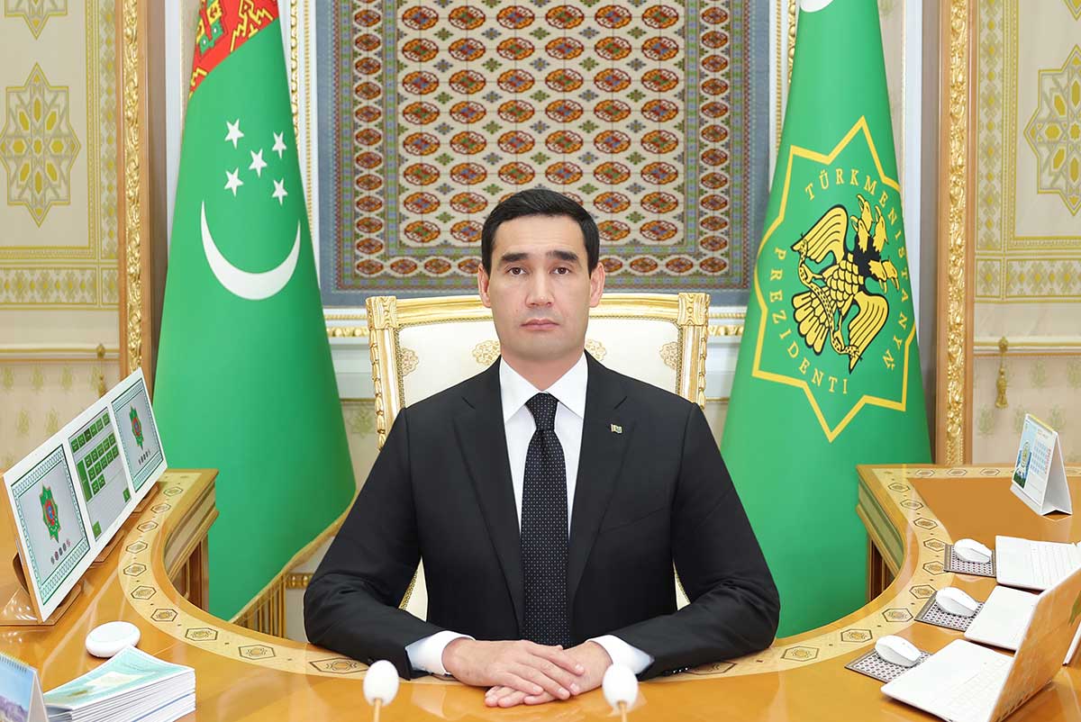 The President of Turkmenistan on vacation held a meeting of the Cabinet of Ministers