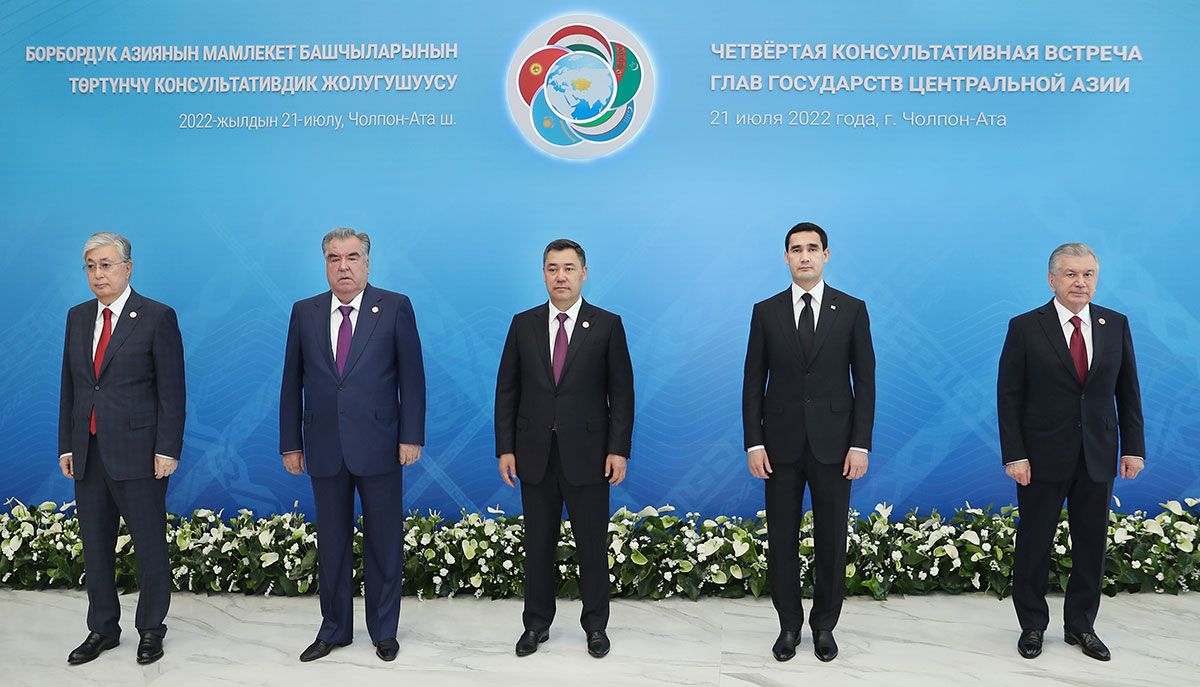 Президент Туркменистана призвал создать мощную транспортную инфраструктуру в Центральной Азии