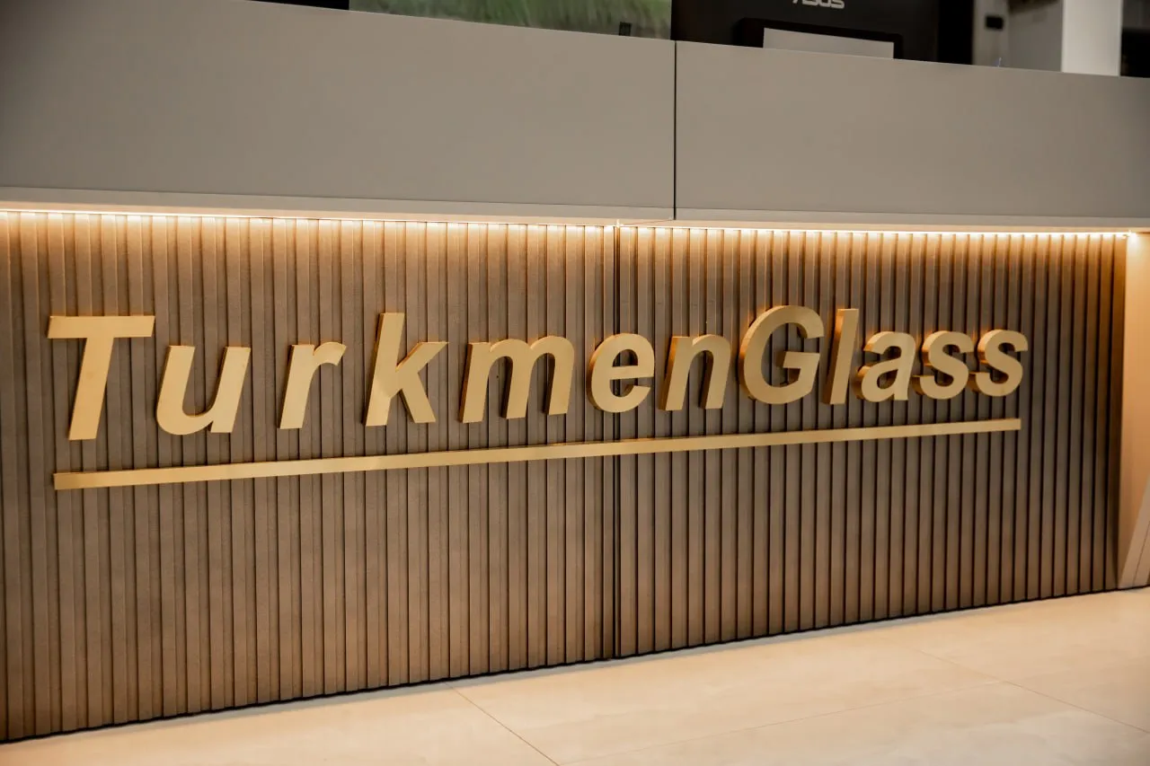 The business entity “Maksatly Türkmen” offers a wide range of structural solutions for the interiors and facades of office and residential buildings