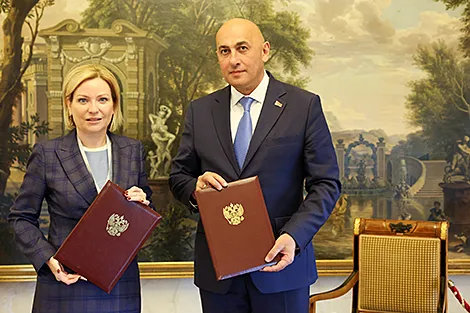 Minsk we Moskwa Mamaýew gorganyny hem-de Brest galasyny ÝUNESKO-nyň sanawyna girizmekçi