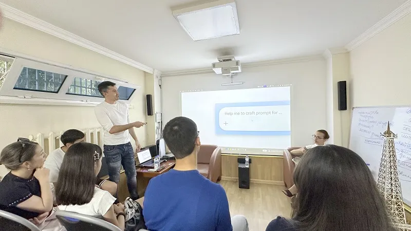 Французский Институт в Ашхабаде провел «Ночь идей»