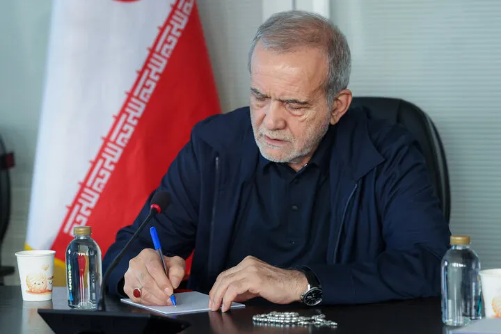 Eýranyň Prezidenti ýas günlerinde bildiren duýgudaşlygy üçin Türkmenistana minnetdarlyk bildirdi